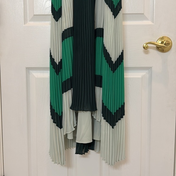 Ted Baker London Nellina Pleated Midi Dress 4 (US Size 10) - Picture 5 of 14